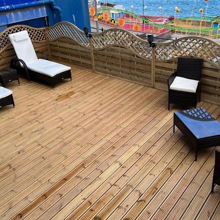 Sea View Apartment Large Balcony Whirlpool Bath 2 Bedrooms Sky Glass Tv Bridlington Eksteriør billede